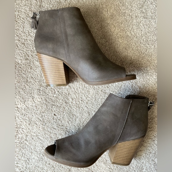 JustFab Grey Suede Ankle Booties - Picture 2 of 7